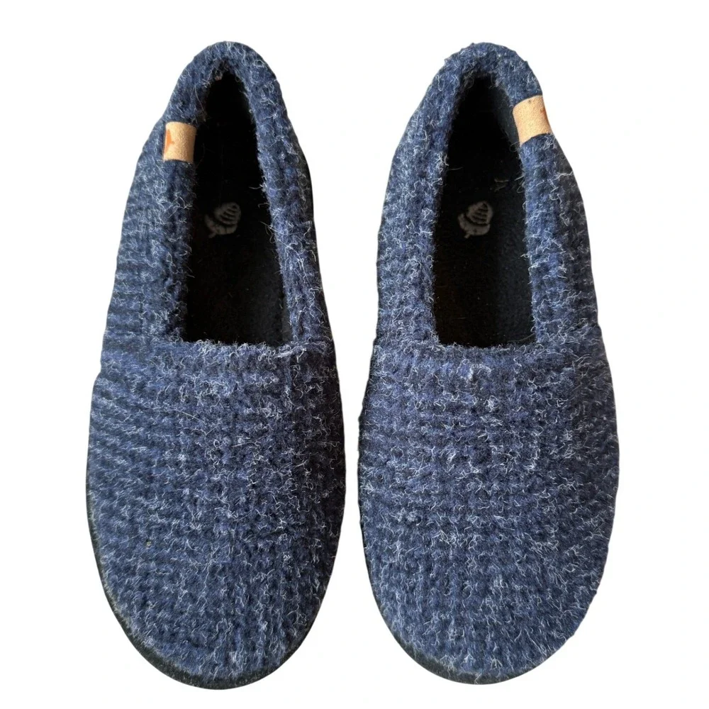 Acorn Kids Navy Blue‎ Knit Slip On Moccasin Slippers Size 3-4